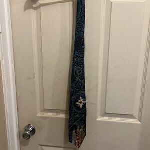 Eagles Wings Three Wise Men Paisley Patterned Tie in Blue and Red